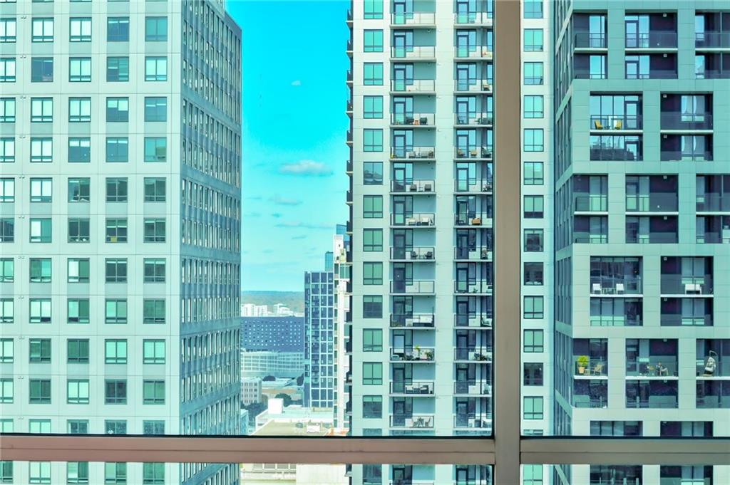 20 10th Street NW 2104