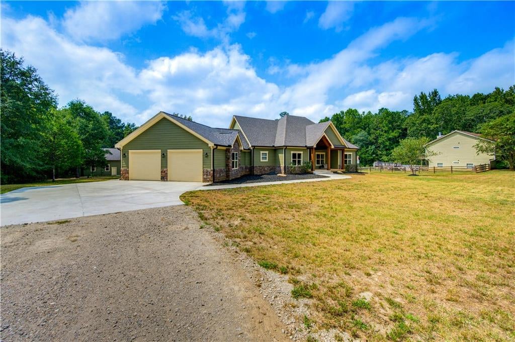 900 John W Breedlove Road
