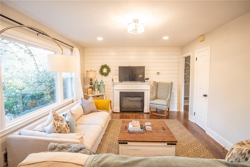 Cayuga Forest - Residential Lease