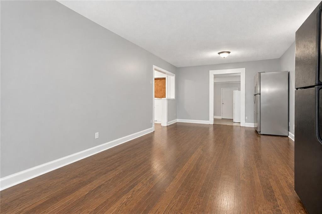128 Peachtree Circle SE