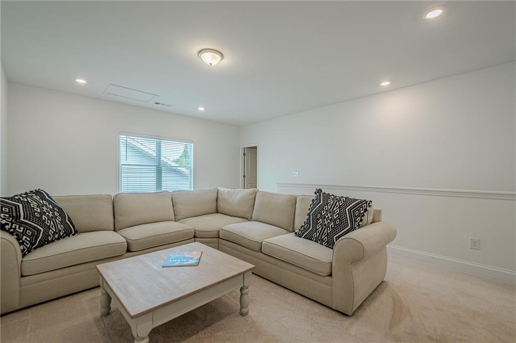 213 Hickory Bluffs Parkway, Canton, Georgia image 33
