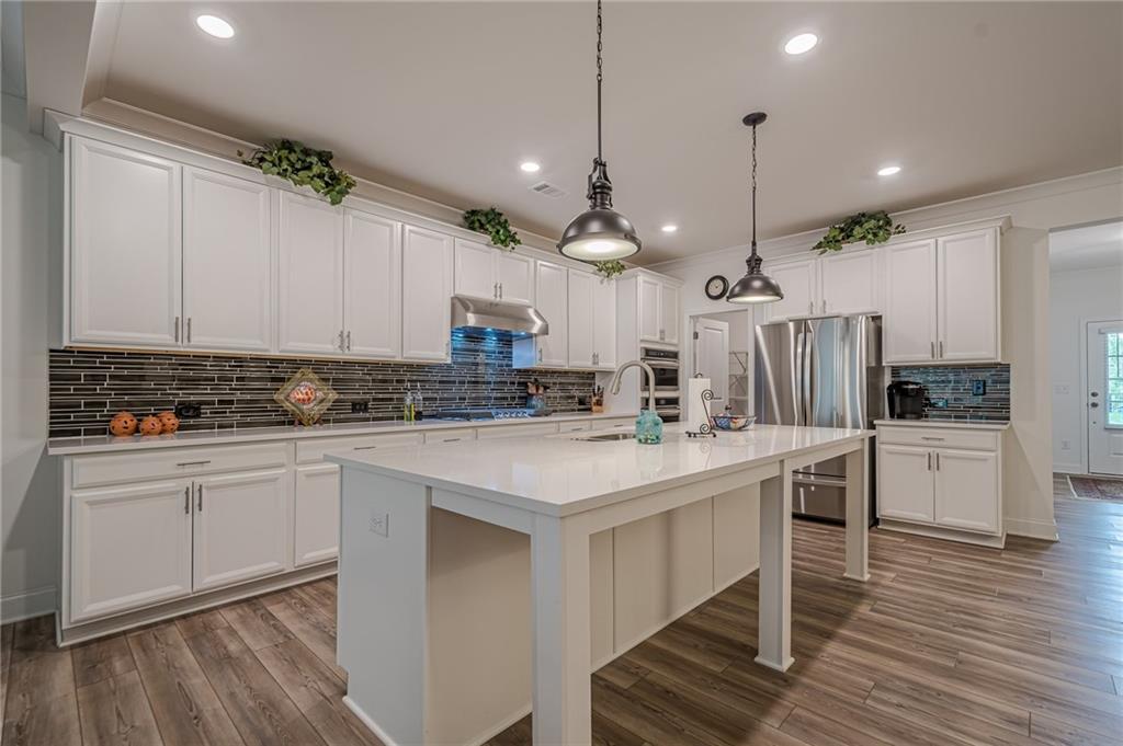 213 Hickory Bluffs Parkway, Canton, Georgia image 11