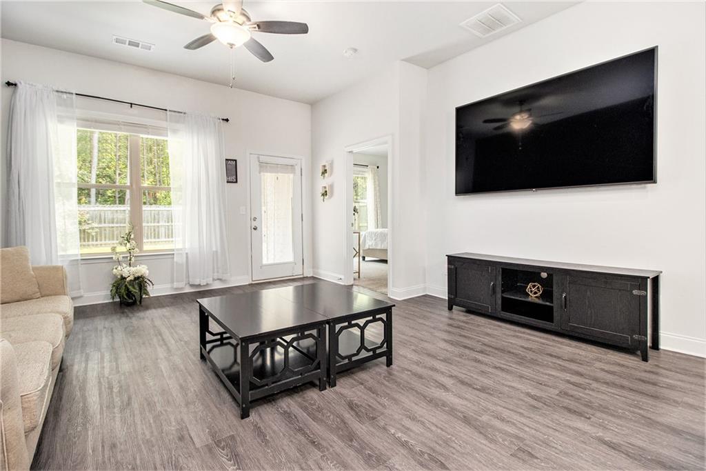 515 Vandenburg Drive, Villa Rica, Georgia image 19