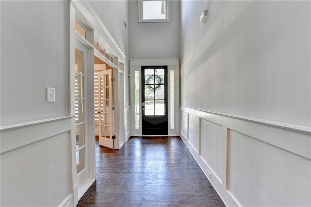 925 Settles Creek Way