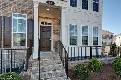 Photo of 200 Braeden Way, Alpharetta, GA 30009 (MLS # 7747279)