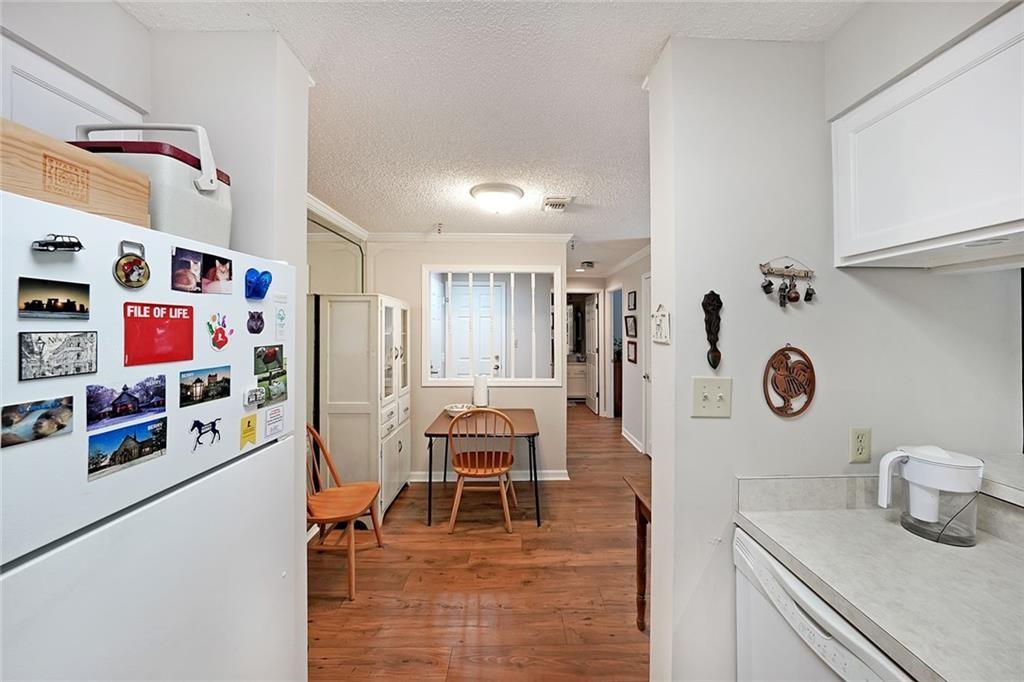 1800 Clairmont LK Lake 427