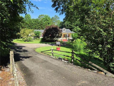 Homes For Sale - 437 Lumber Company Road<br/> Pickens County, Talking Rock, GA 30175