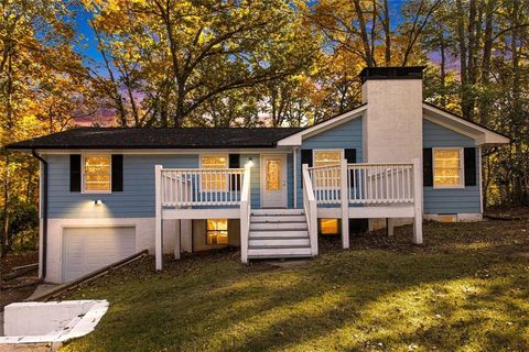 1399 SAGEWOOD Circle Stone Mountain GA 30083