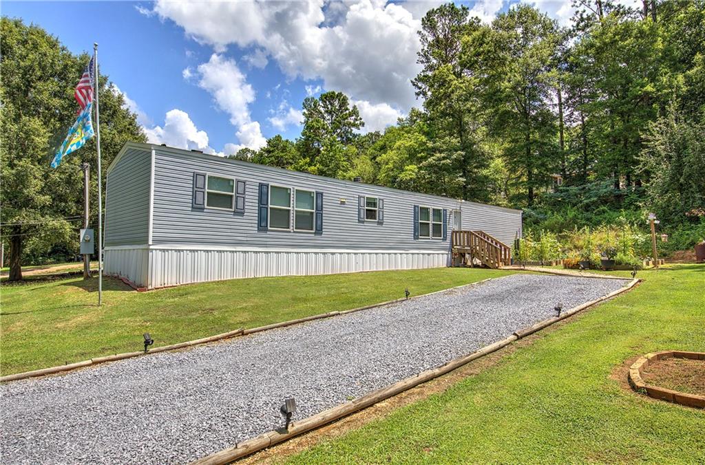 115 Webberdale Drive SW