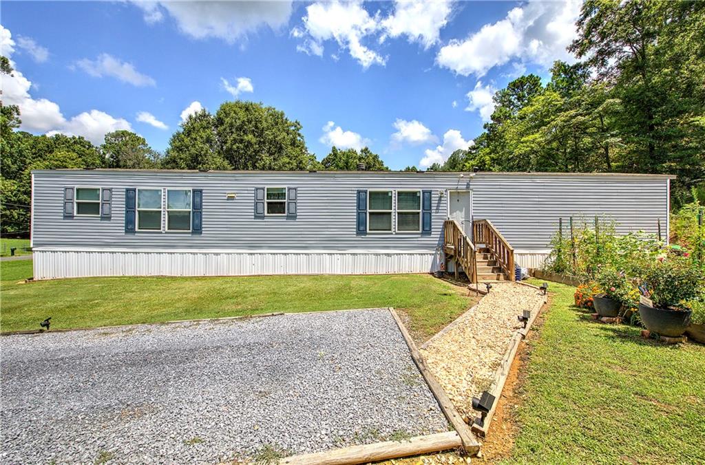 115 Webberdale Drive SW