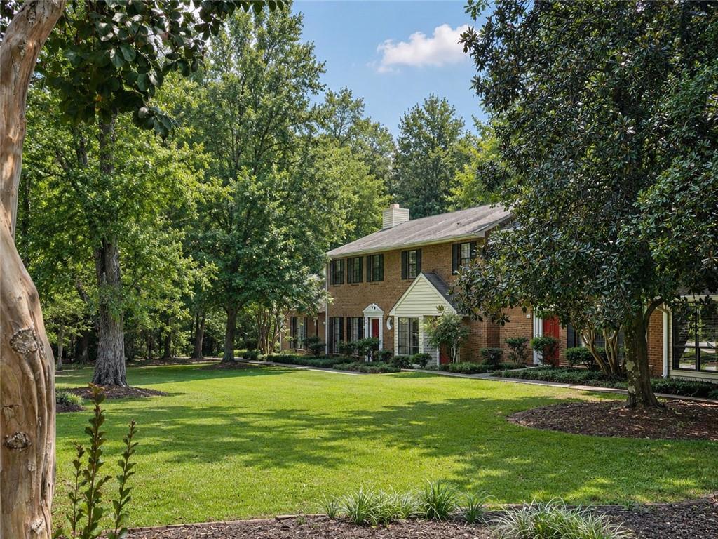 1130 Jamestowne Trail