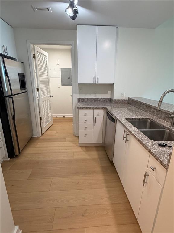 3338 Peachtree Road NE 1106