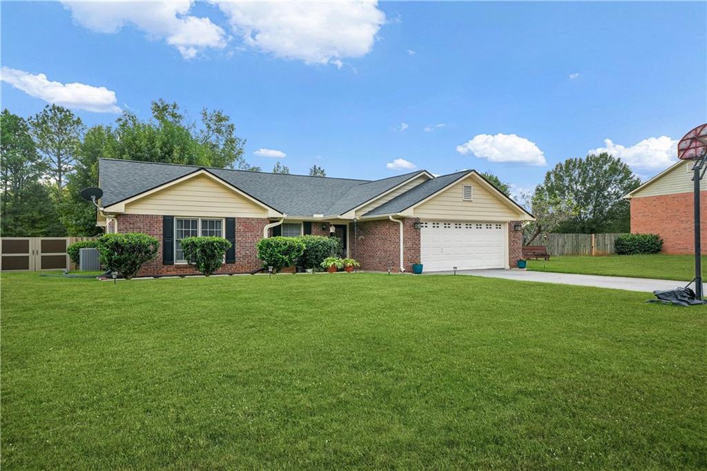 28 Greystone Lane NW