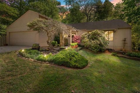 4962 Cherrydale Drive Douglasville GA 30135