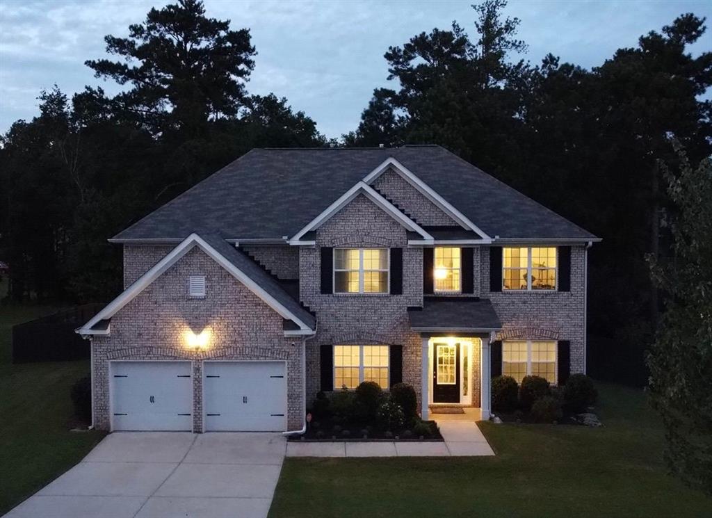 2251 GINGER LAKE DR Drive NE