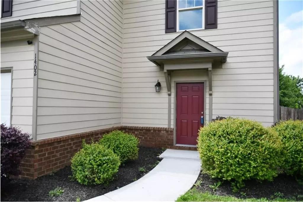 1402 Turning Leaf Lane