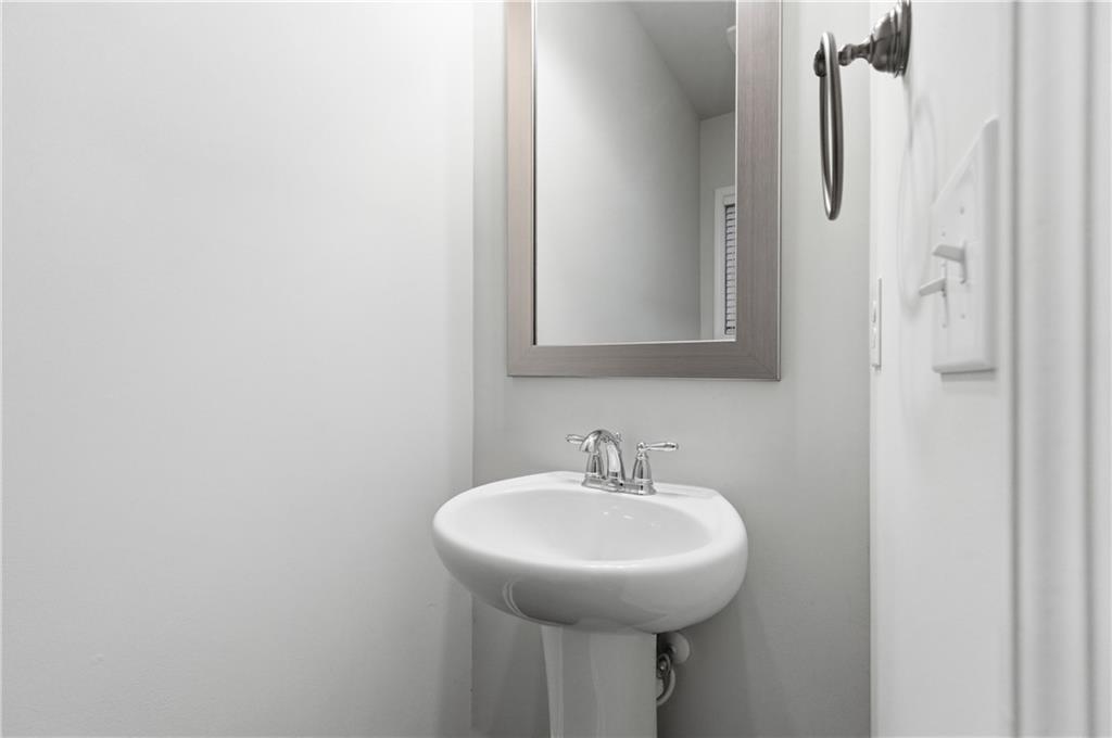 7099 Elmwood Ridge Court