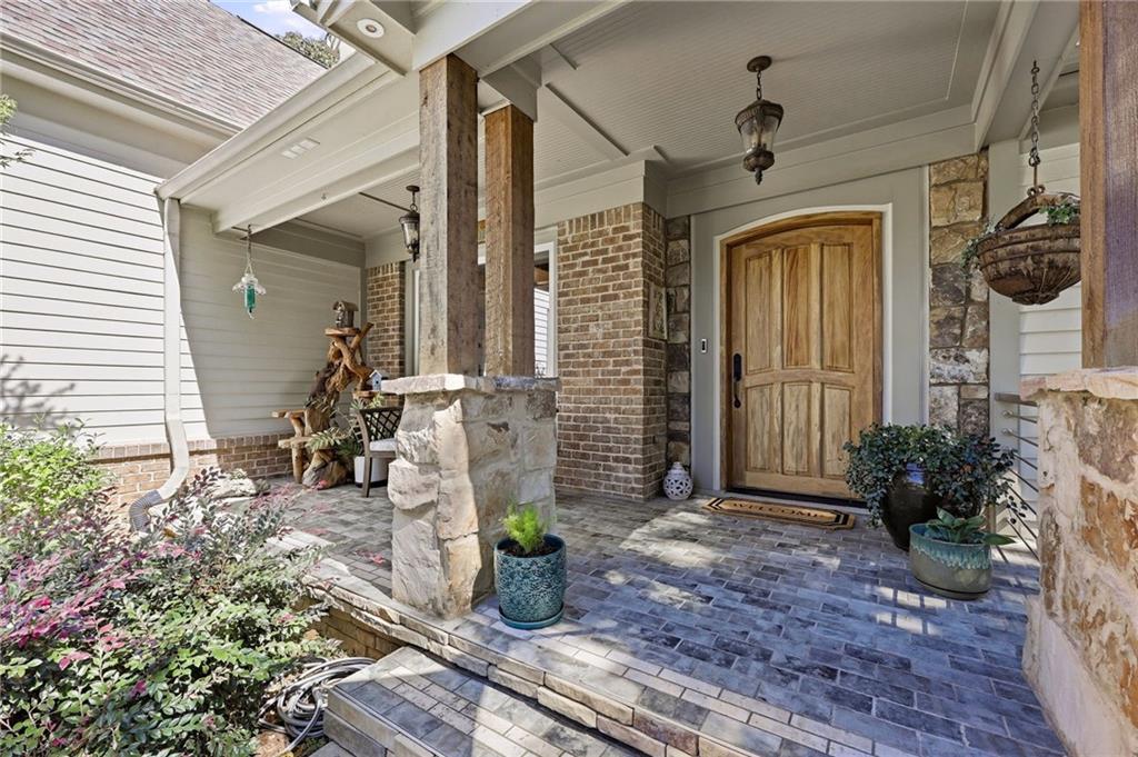 3661 Grandview Drive