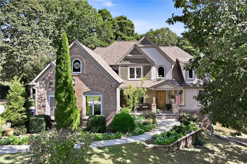 3661 Grandview Drive