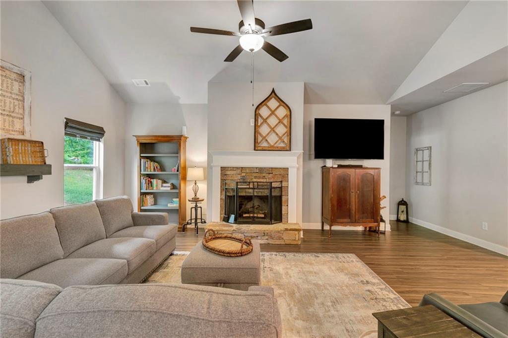 453 Mulberry Rock Road