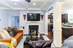 1547 Paxton Drive SW