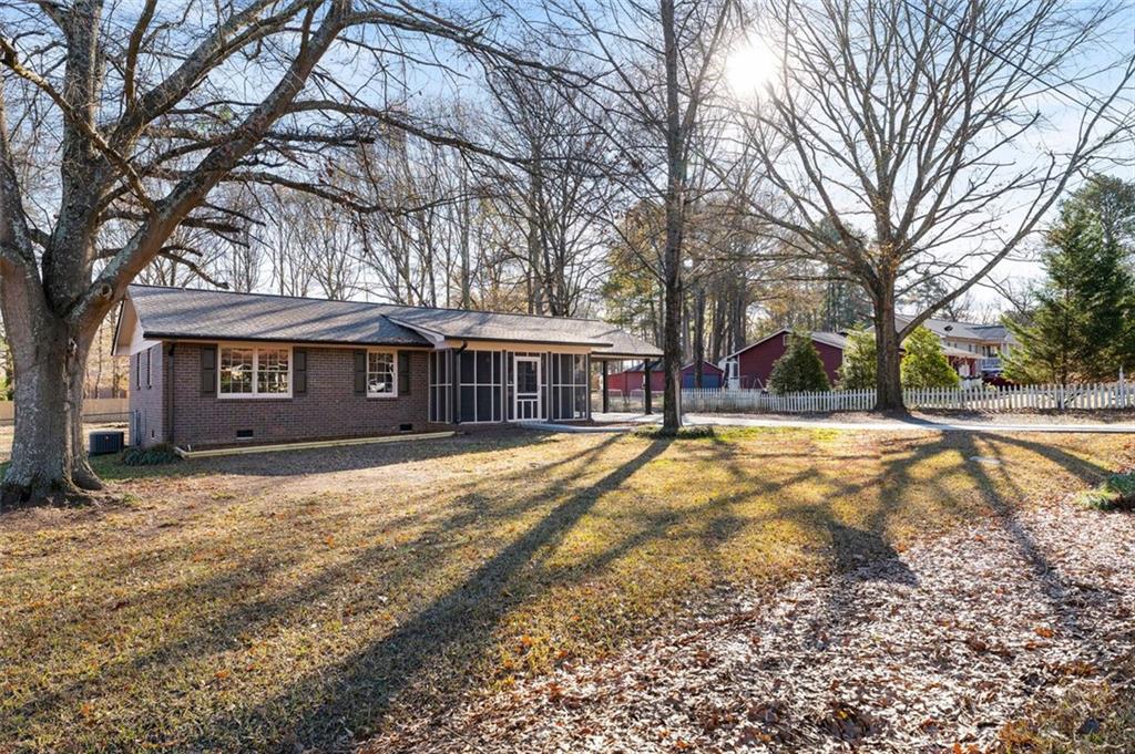 47 Chickasaw Trail SW