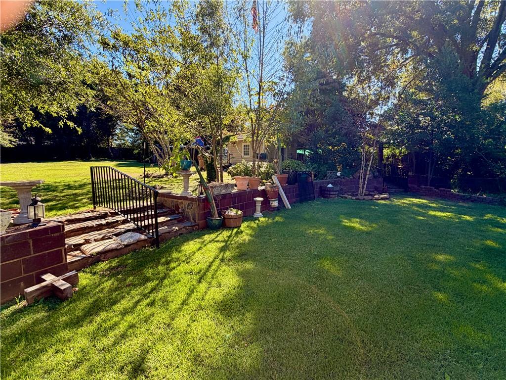 204 Arrowhead Drive