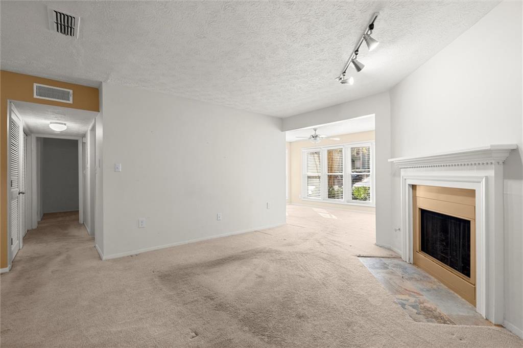 Canyon Point - Residential