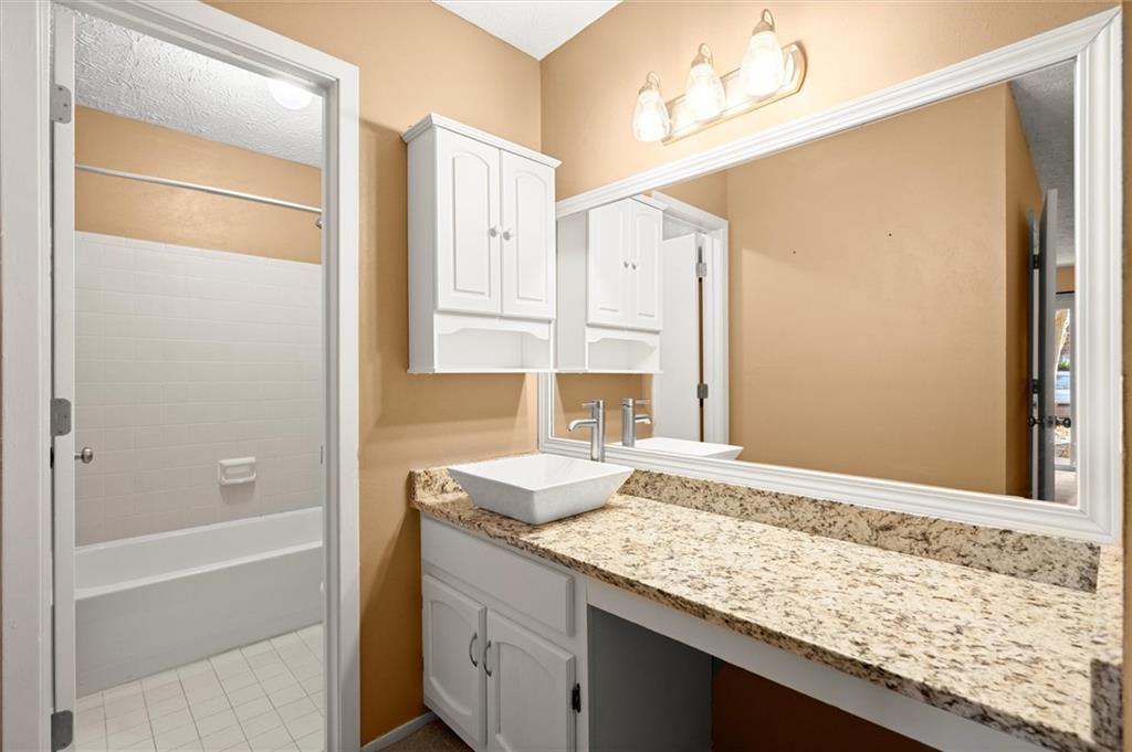 Canyon Point - Residential