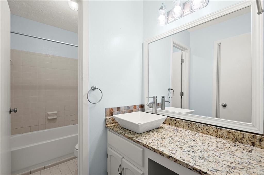 Canyon Point - Residential