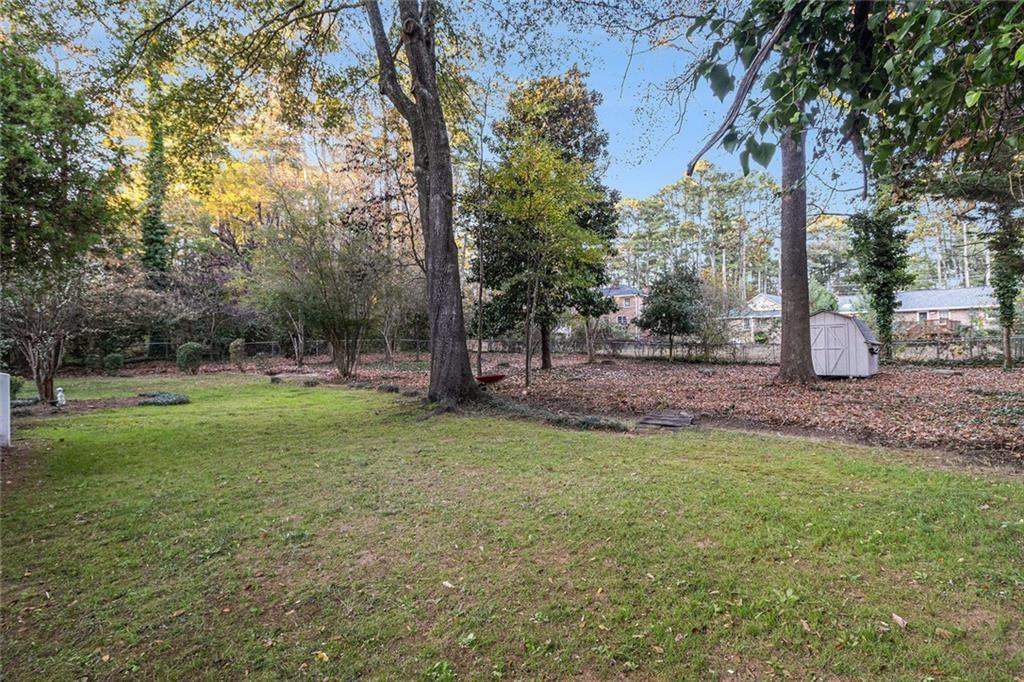 WINDSOR FOREST - Residential