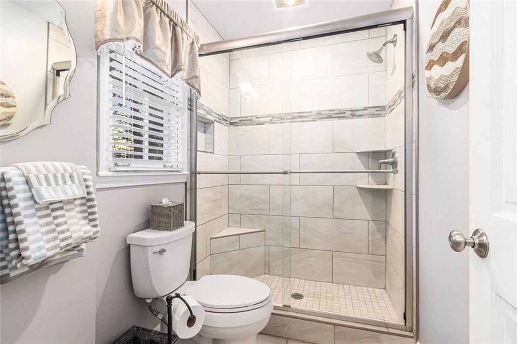 WINDSOR FOREST - Residential