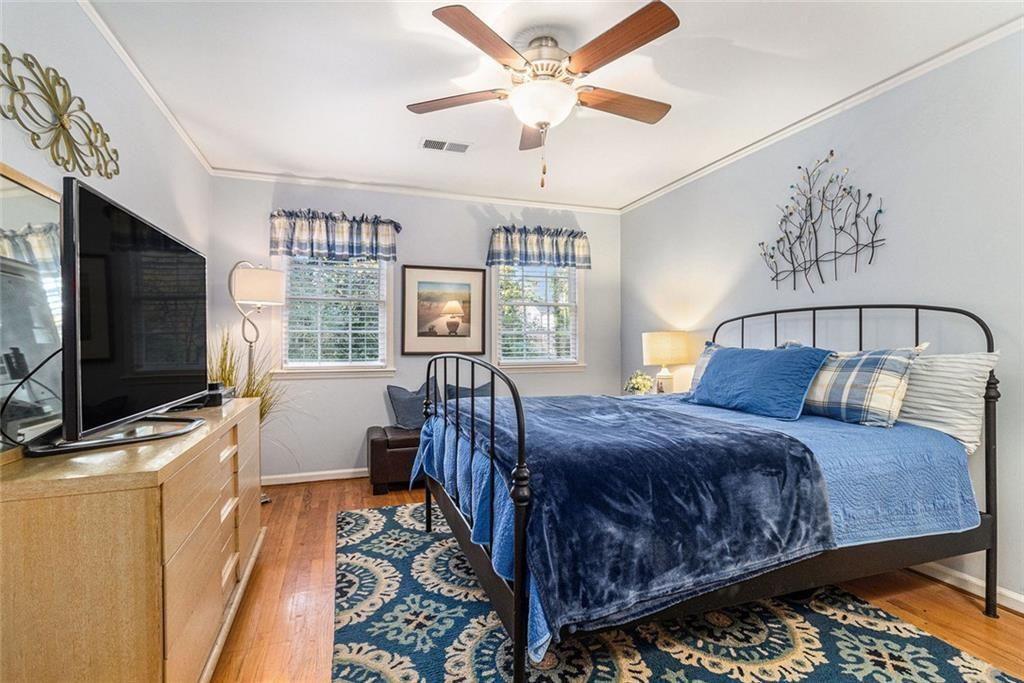 WINDSOR FOREST - Residential