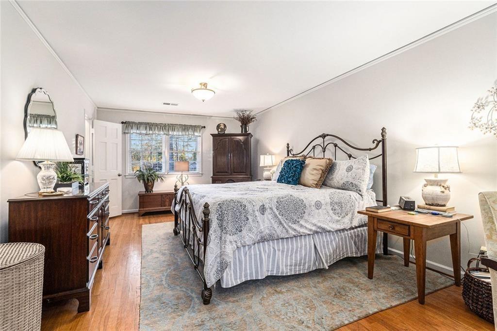 WINDSOR FOREST - Residential