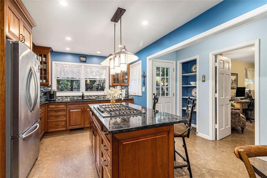 WINDSOR FOREST - Residential