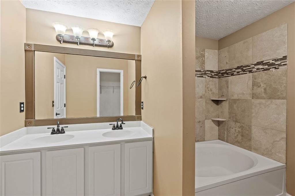 6402 Silvertide Way, Flowery Branch, Georgia image 31