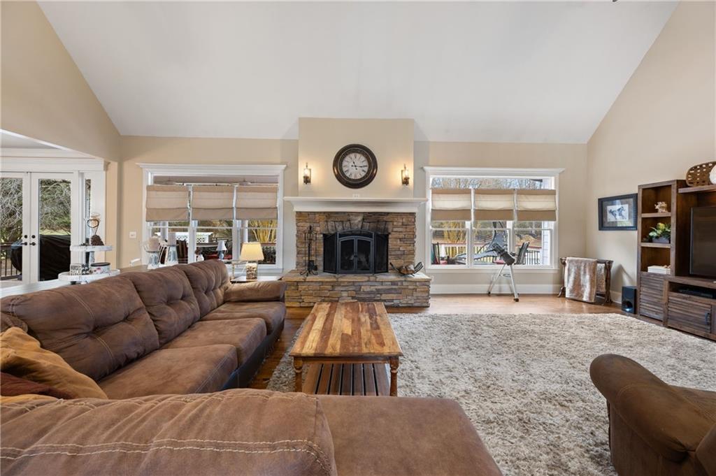 Cumming, Georgia, 30040, United States, 6 Bedrooms Bedrooms, ,5 BathroomsBathrooms,Residential,Active,2042670