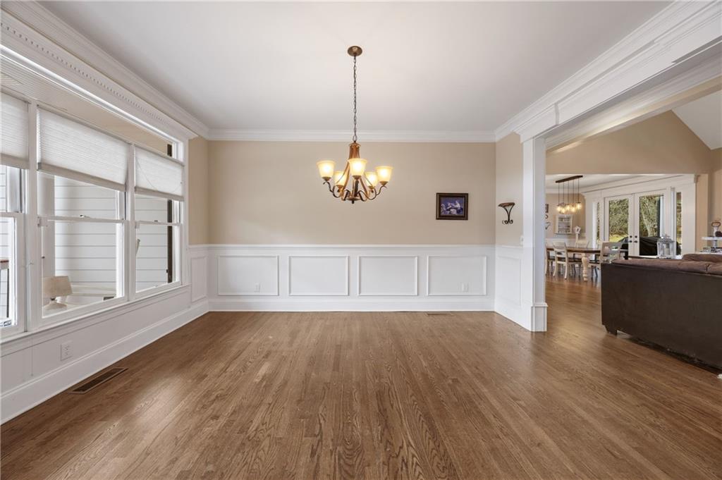 Cumming, Georgia, 30040, United States, 6 Bedrooms Bedrooms, ,5 BathroomsBathrooms,Residential,Active,2042670
