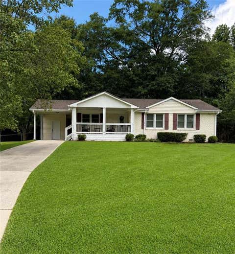 Homes For Rent - 2040 Panstone Court<br/> Marietta, GA 30060