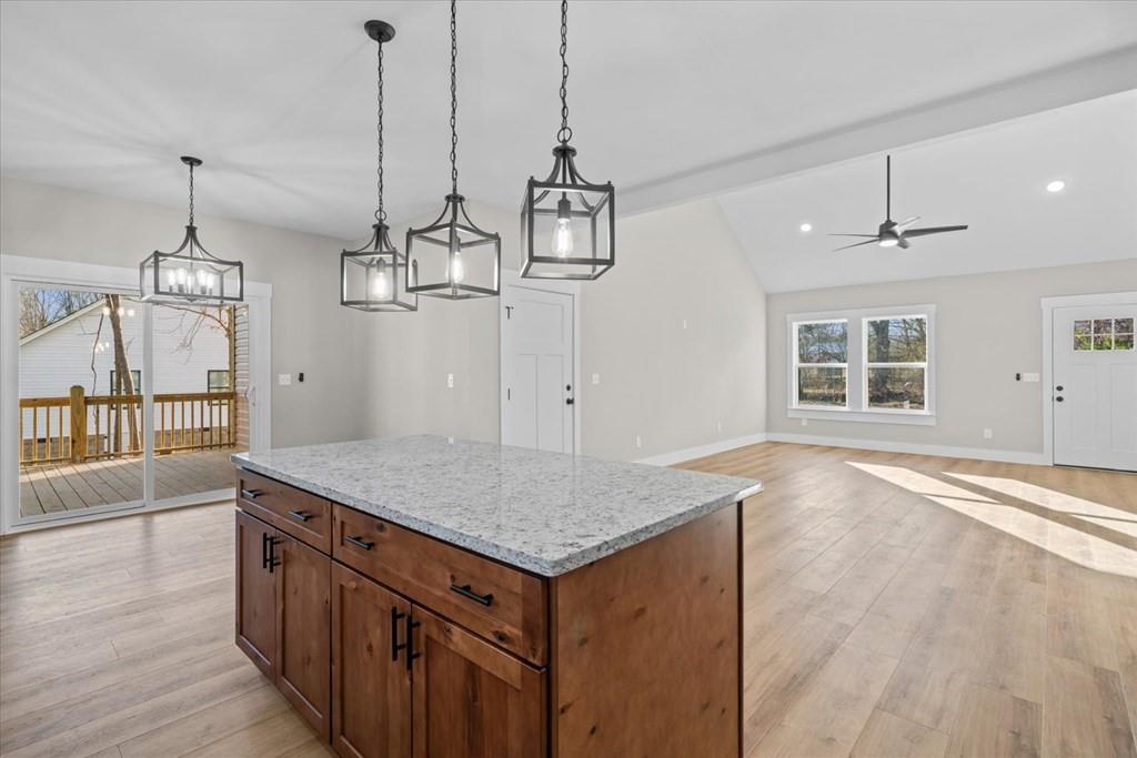 162 Valley Point Drive SE