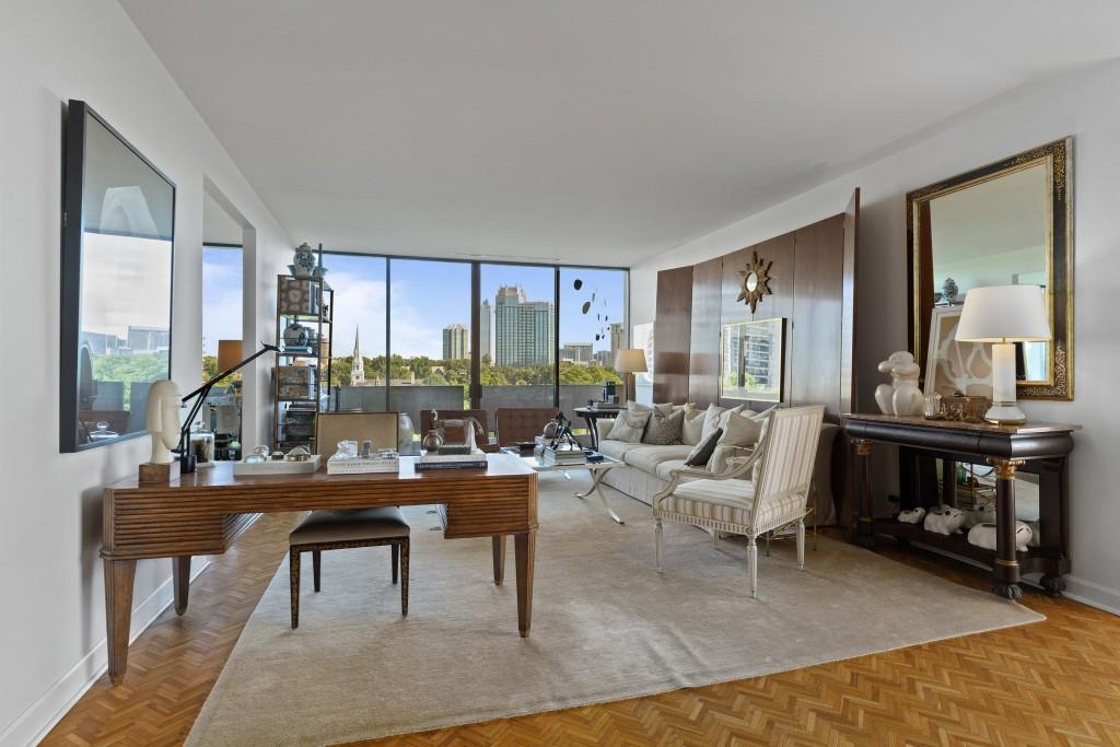 Plaza Towers - Residential