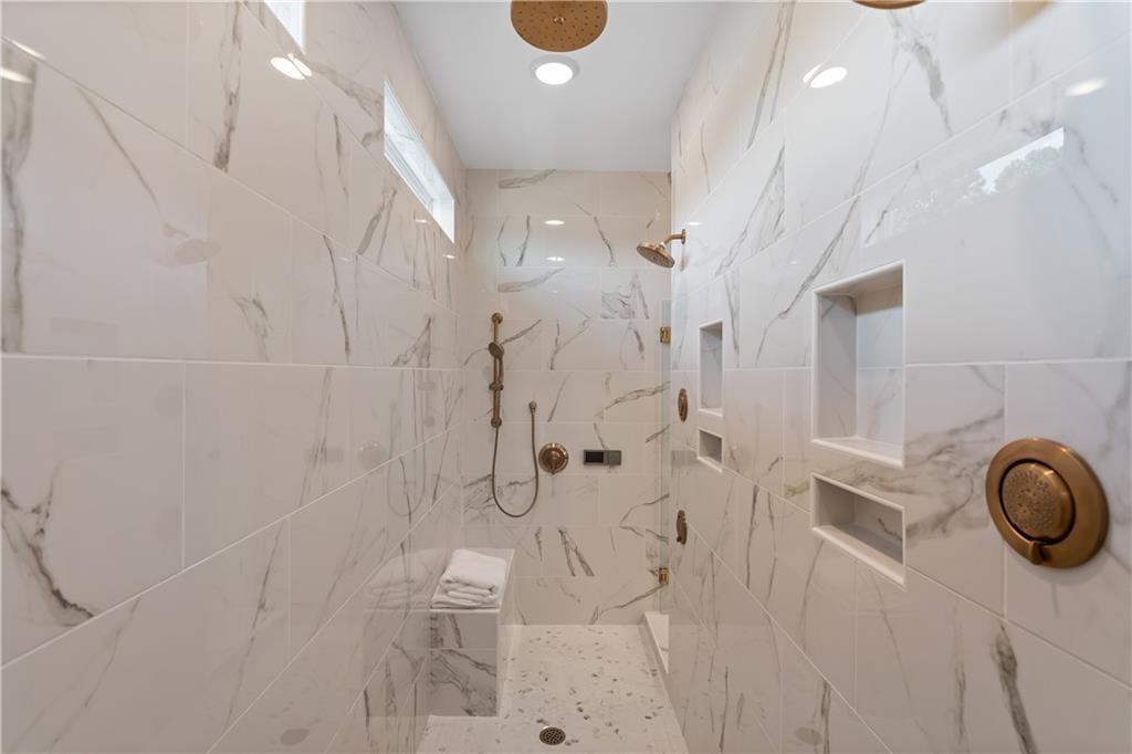Tanglewood Enclave - Residential
