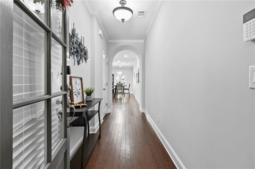 7306 Lowery Oak Drive