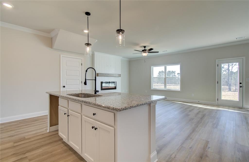 4361 Portsbrook Avenue, Snellville, Georgia image 13