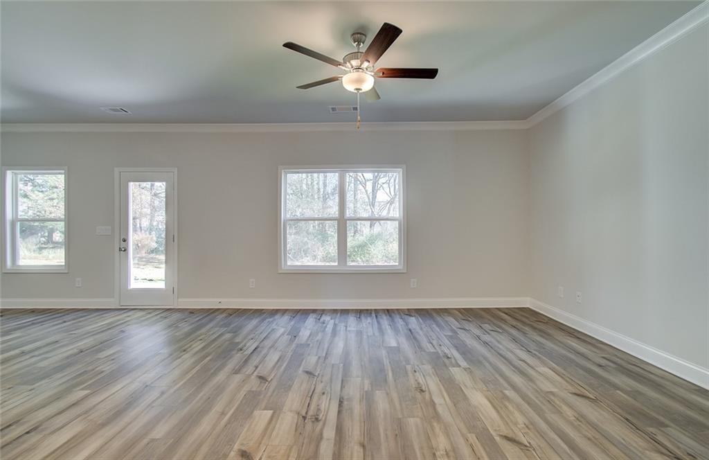 4361 Portsbrook Avenue, Snellville, Georgia image 3