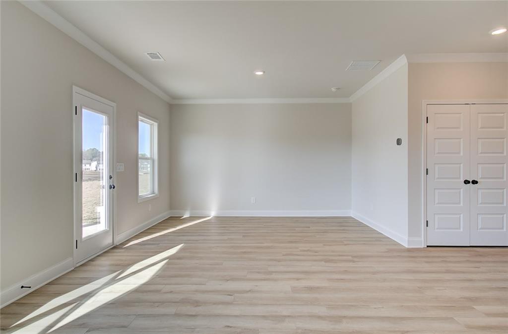 4361 Portsbrook Avenue, Snellville, Georgia image 35