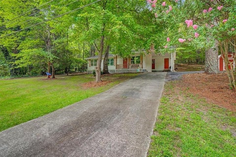 Homes For Sale - 147 Reynolds Bridge Road<br/> Kingston, GA 30145