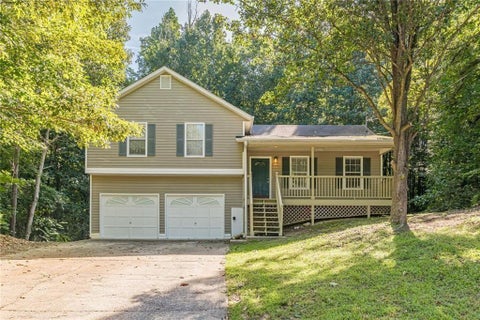 Homes For Sale - 483 Thornbrooke Drive<br/> Hiram, GA 30141