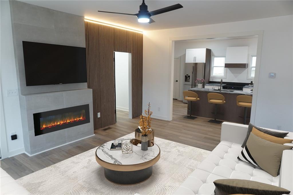 708 Rochelle Drive SW