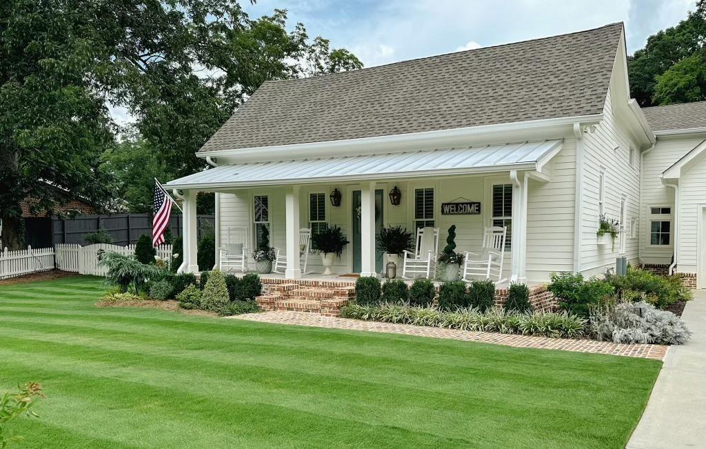 9656 Davis Street, Braselton, Georgia image 2